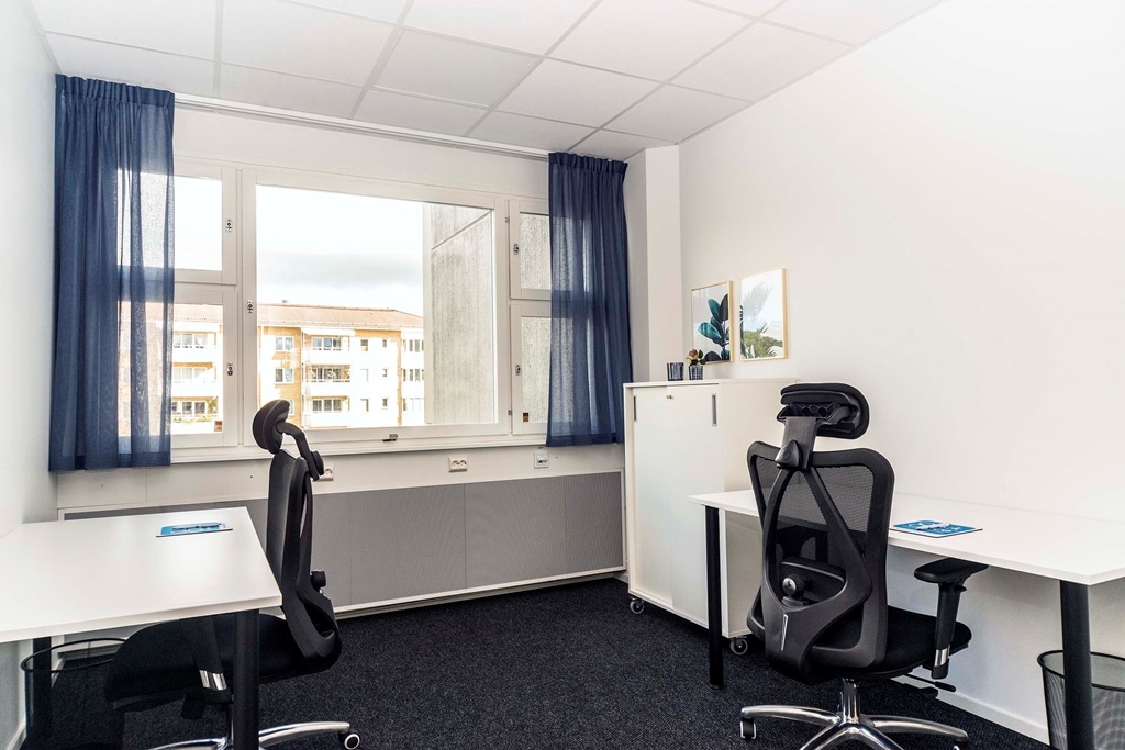 Svärdvägen 21